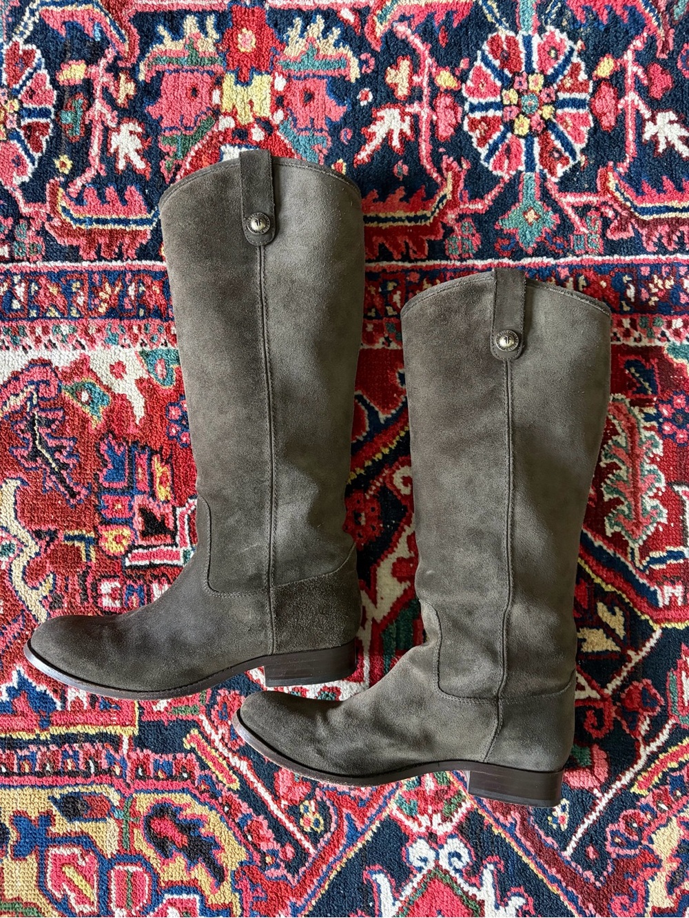 FRYE MELISSA PULL ON TALL SUEDE BOOT
SZ 8 - Picture 2 of 4